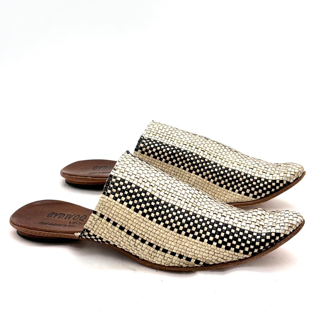 Cydwoq Vintage Orient Knit Leather Mule Sandals